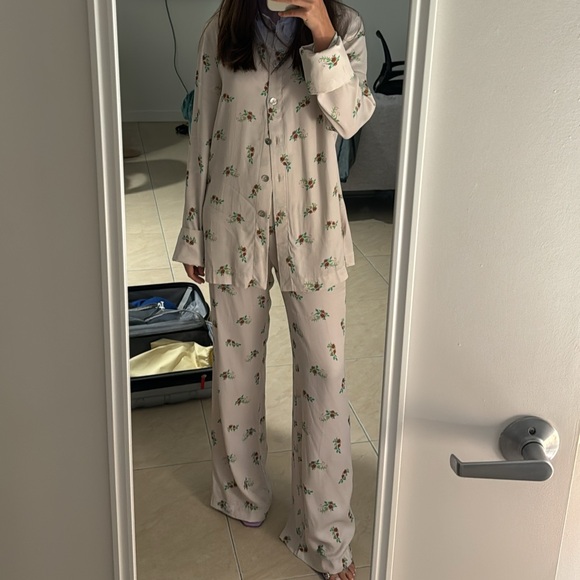 Sleeper Floral-print Charmeuse Pajama set - Picture 4 of 5